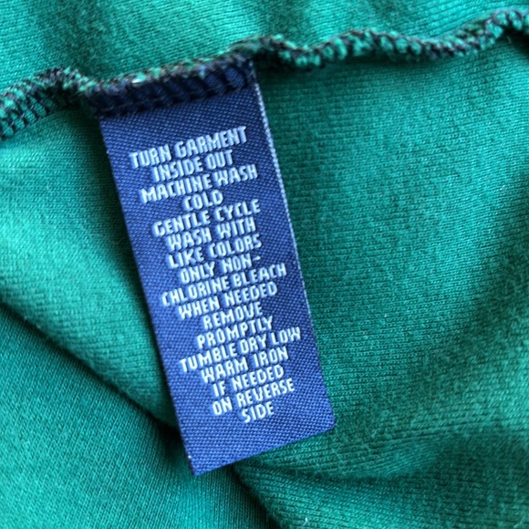 Chaps Classics, long sleeve green/black checkered pull over casual top. Size 1X - Picture 9 of 17